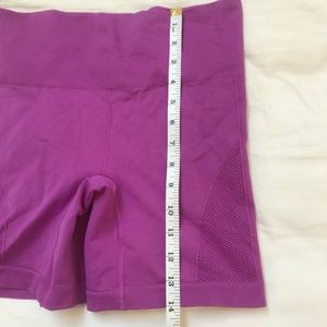 Lululemon Shorts, Pink Size 6